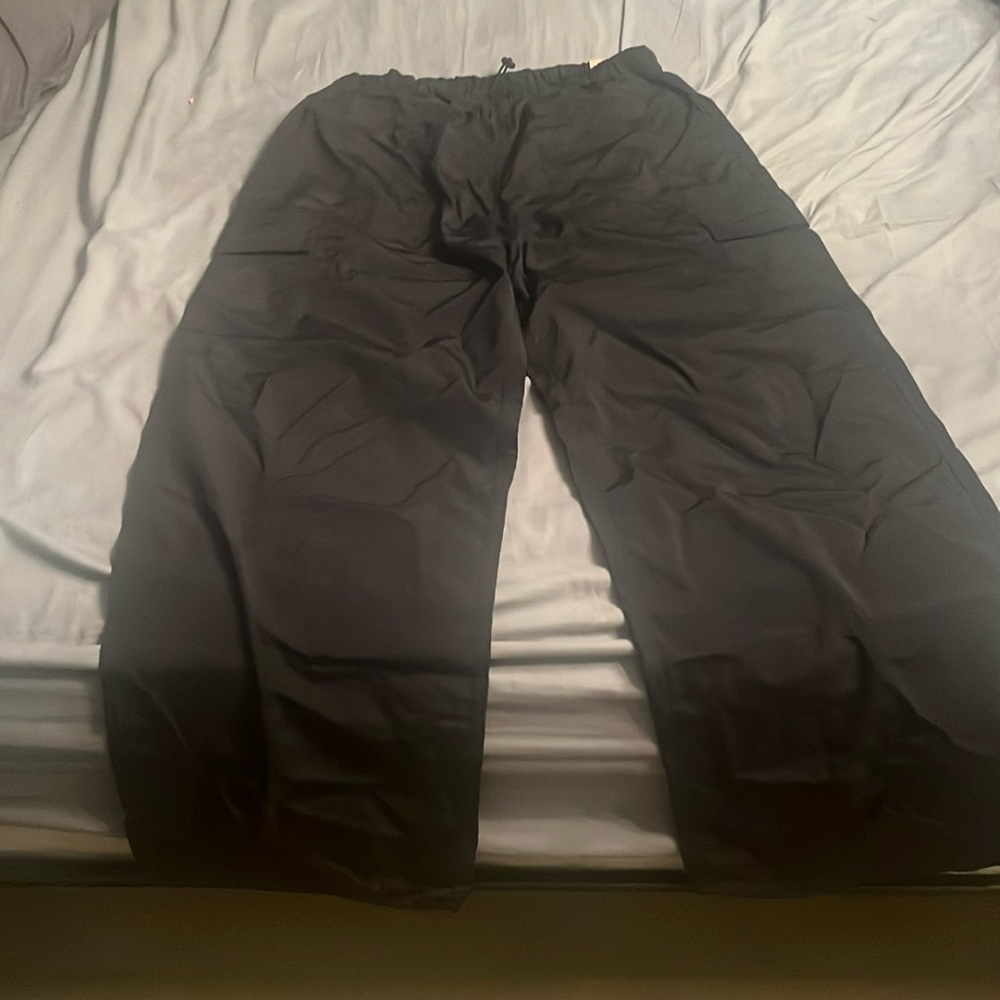 NWT Victoria Secret Pink parachute pants.